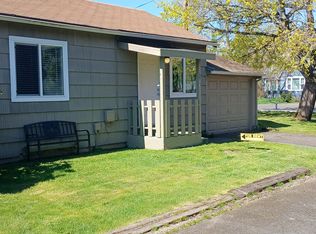 17070 SW Florence St APT 1, Beaverton, OR 97078