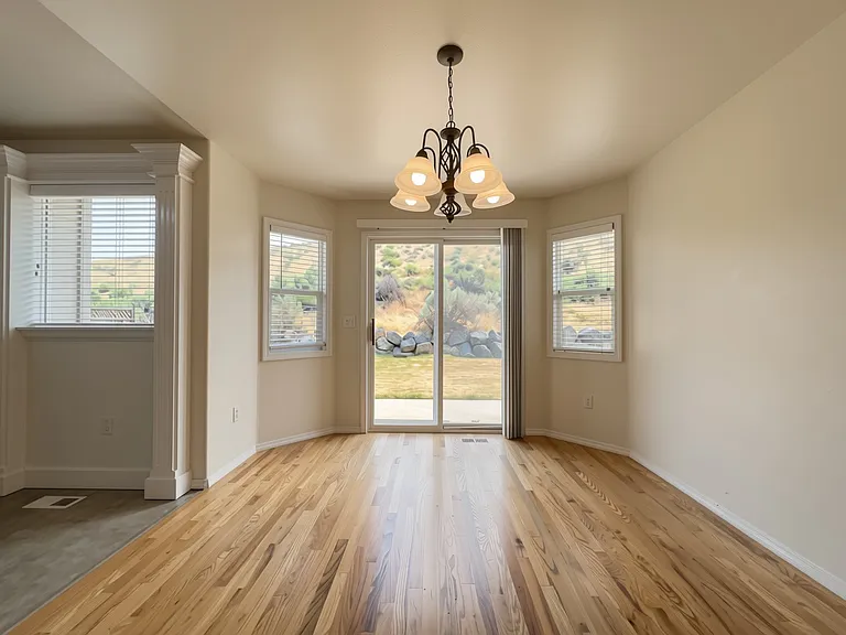 4759 E Tanoak Dr — Photo 16