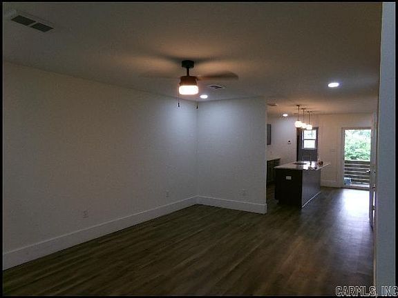 3rd image of 1912 Sanford Dr APT 2