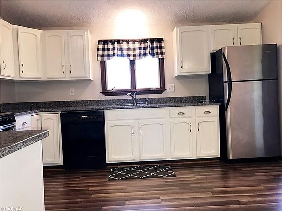 3rd image of 969 Milan Ave