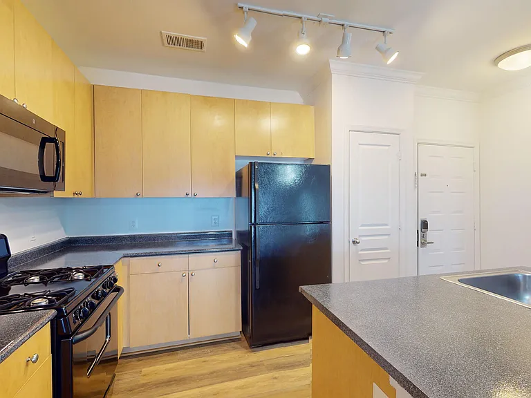 Sullivan Place — Photo 117