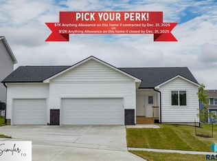 333 S Willow Spring Dr, Sioux Falls, SD 57110