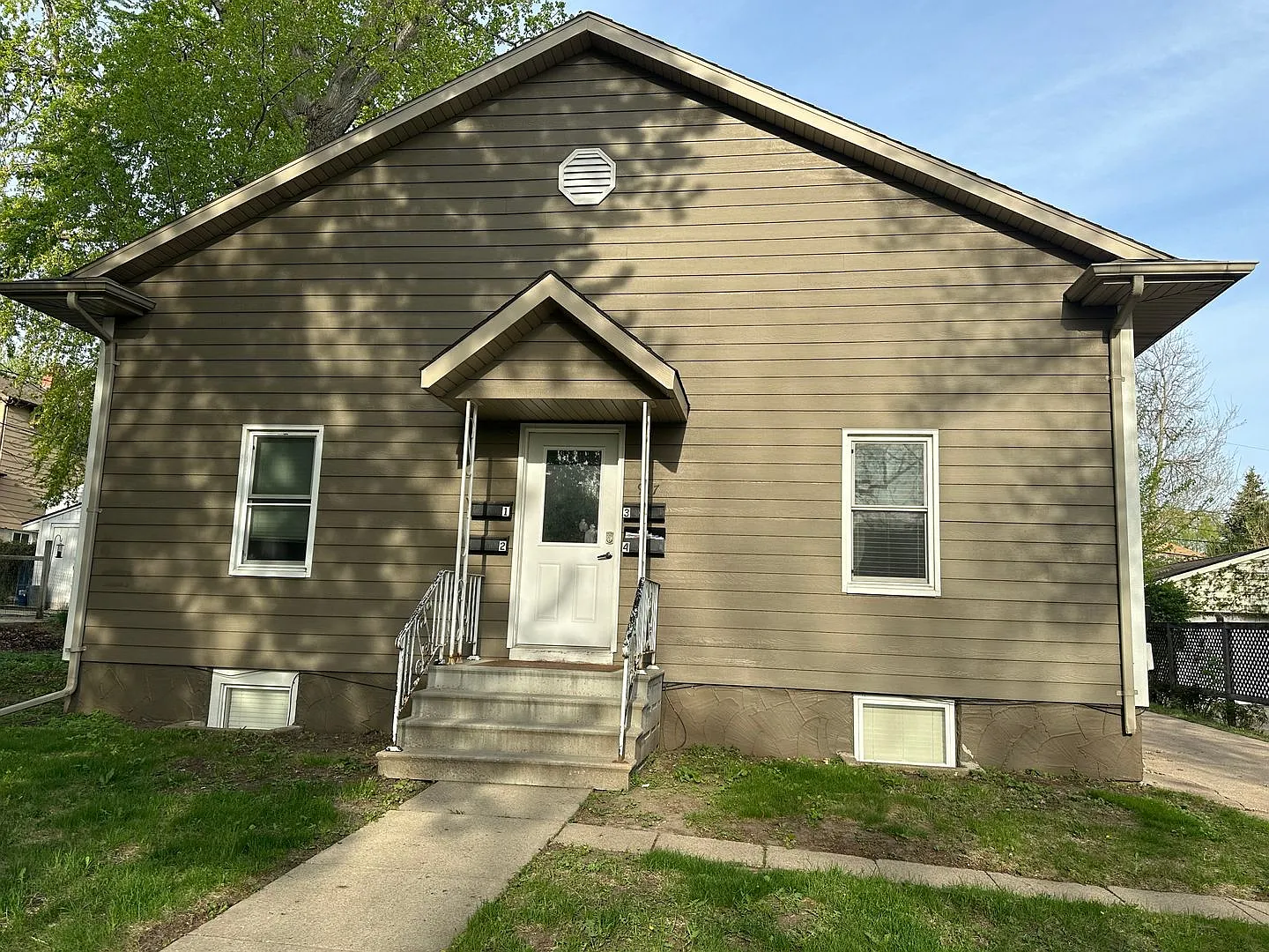 917 Plex — Photo 4
