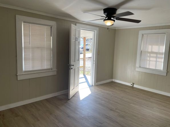 127 Williamson St, Troy, NC 27371