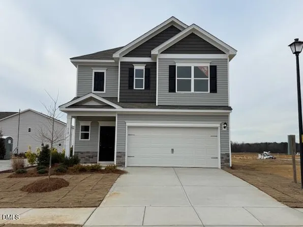 119 Oyster Tabby Dr, Lillington, NC 27546