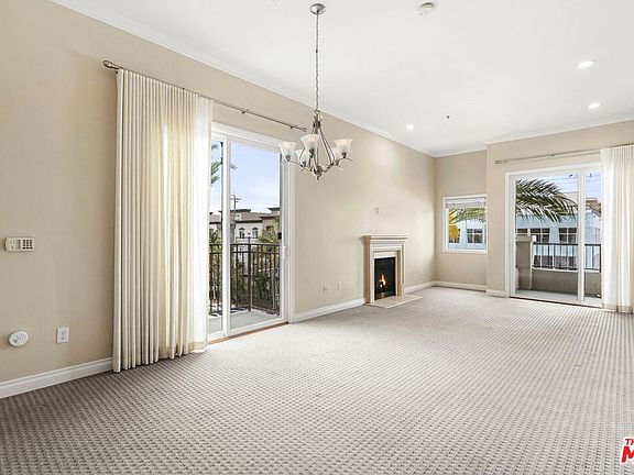3rd image of 4060 Glencoe Ave APT 301
