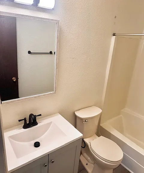 1610 Lloyd St #505 — Photo 6
