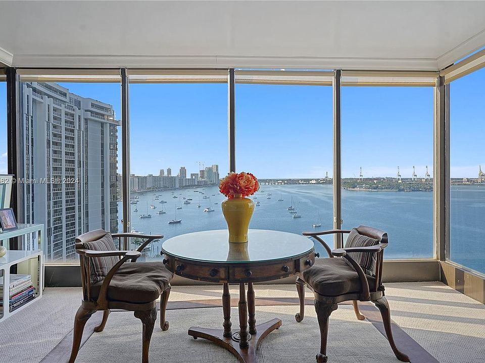 1st image of 5 Island Ave APT 16E