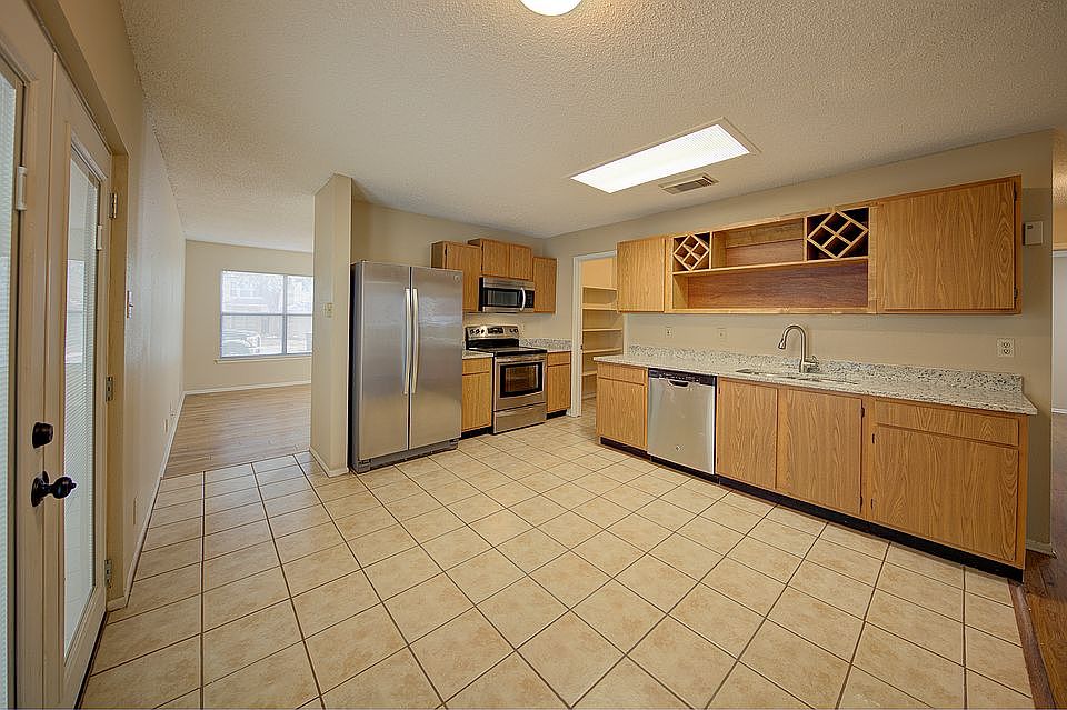 1st image of 7322 Corian Park Dr