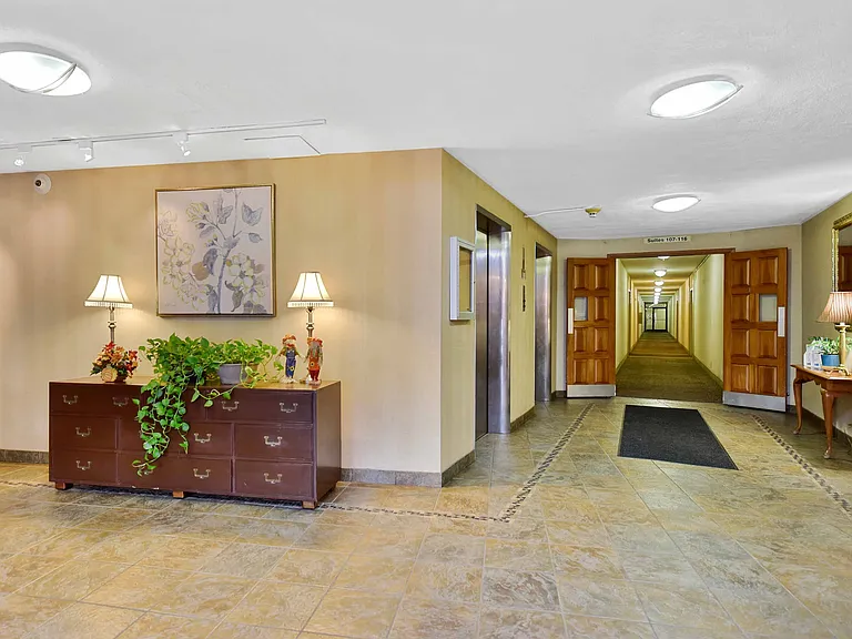 11850 Edgewater Dr #820 — Photo 34