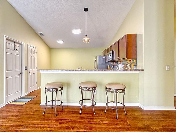 4th image of 2471 Bayport Pl