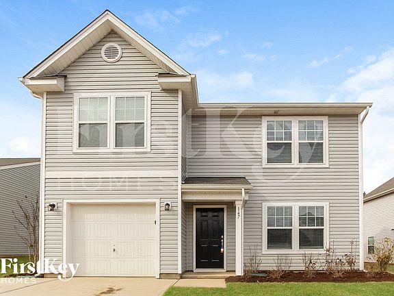 2nd image of 147 Hidden Lakes Rd