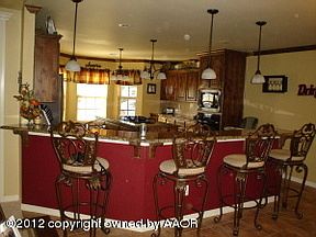 3rd image of 8405 Edenbridge Dr
