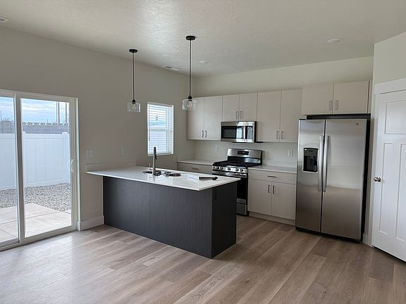 4th image of 3143 W 1625 N #30