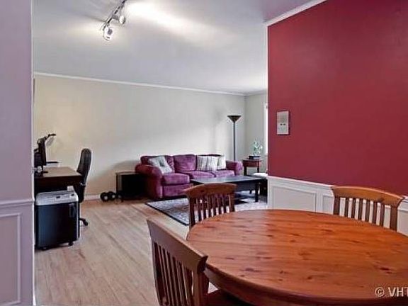 4th image of 707 Hinman Ave APT 1C