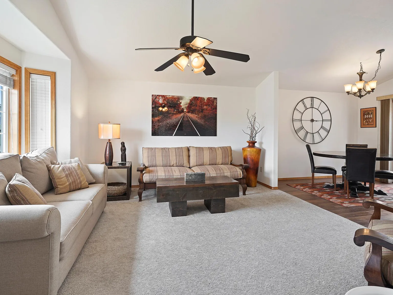 3 bed, 1597 sqft, $3,100 — Photo 1