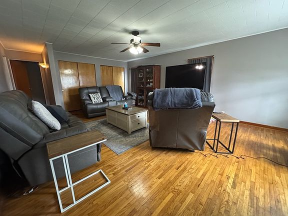 5th image of 1212 E 15th St