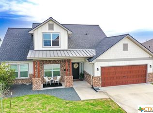 305 Salem Xing, Victoria, TX 77901