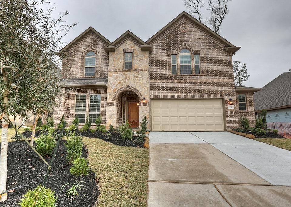 1st image of 10 E Wading Pond Cir