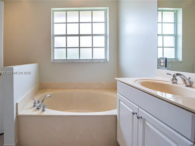 3371 Lakeside Dr #27 — Photo 19