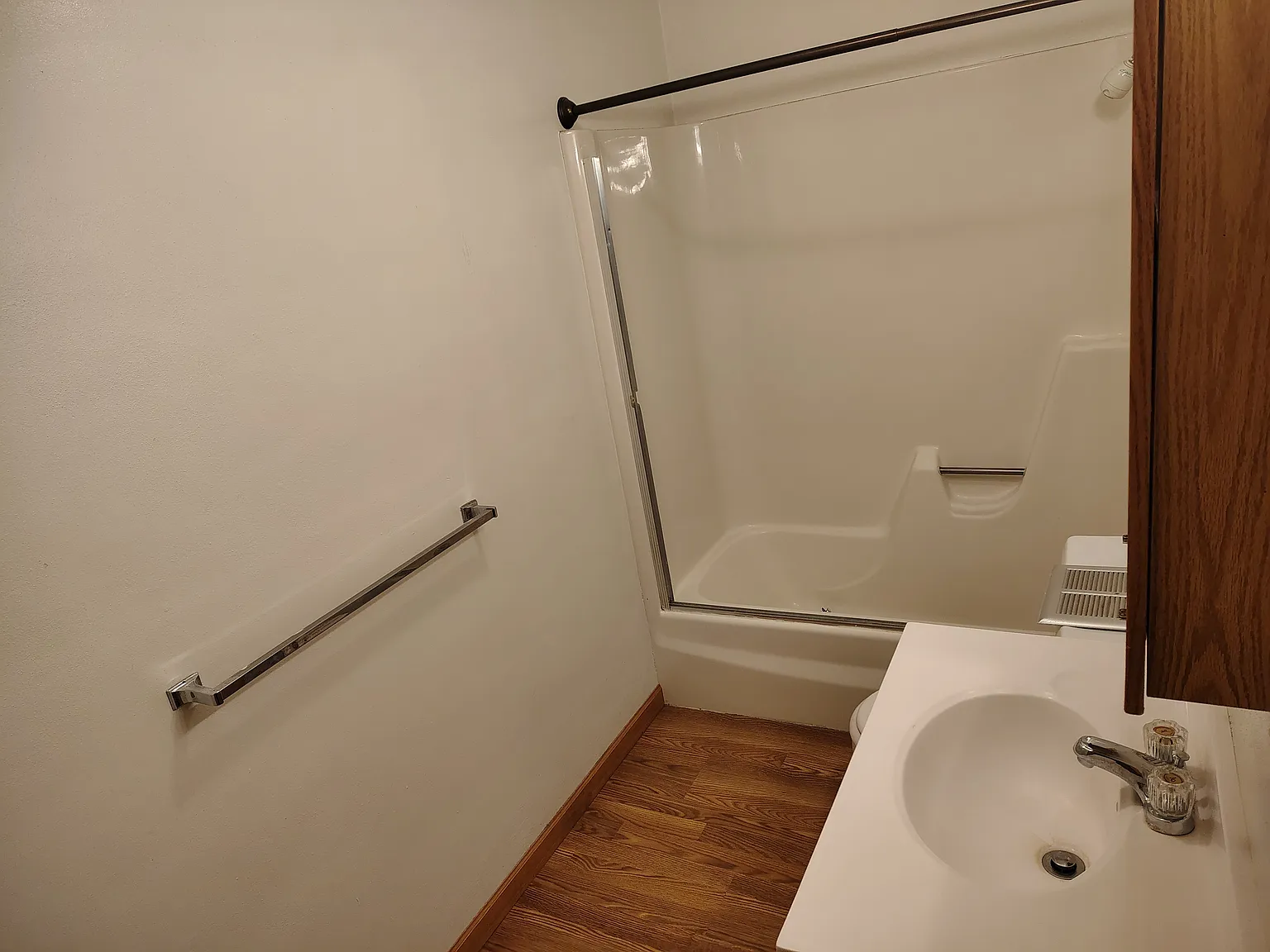 1 bed, $700 — Photo 4