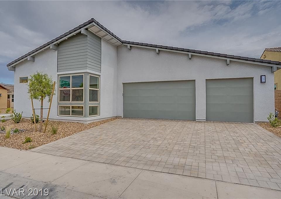 1st image of 6018 Plaza Del Sol St