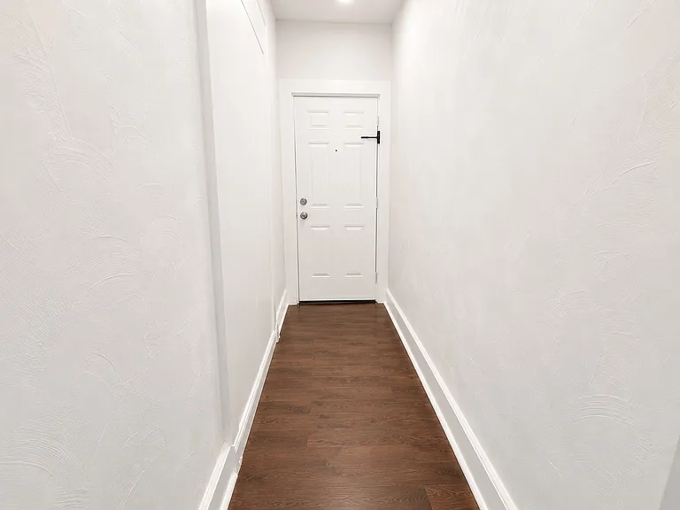 267 Clinton Pl — Photo 7