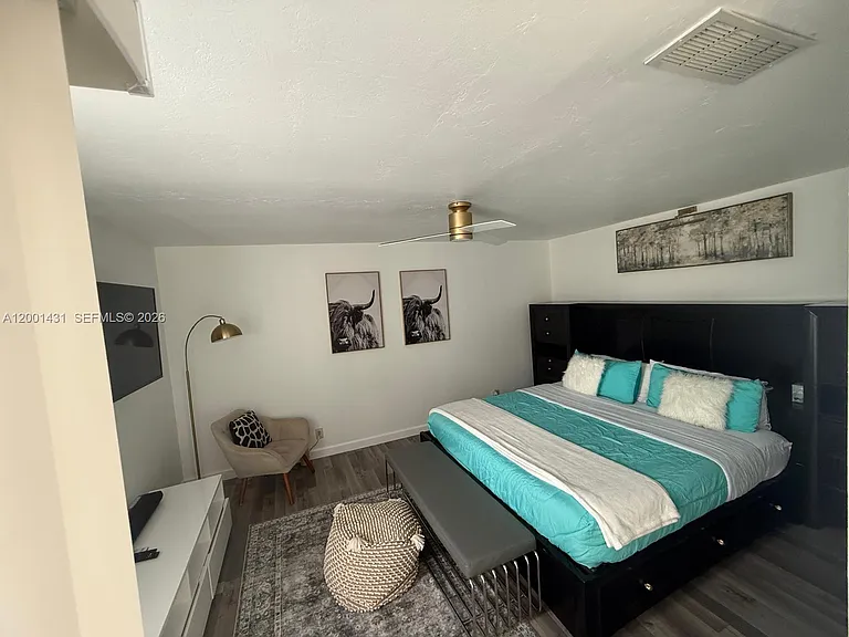 1569 Shaker Cir — Photo 12