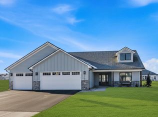 4516 Royal County Rd, Columbia, MO 65201