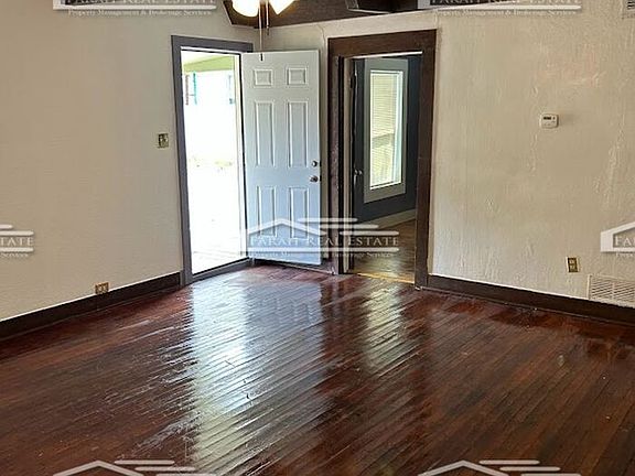 3rd image of 4017 Avenue M