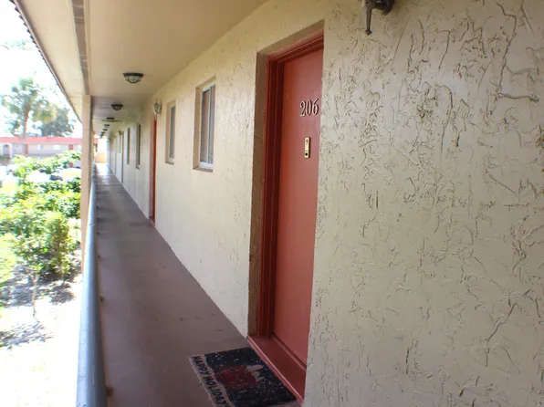 6120 Forest Hill Boulevard #206, West Palm Beach, FL 33415