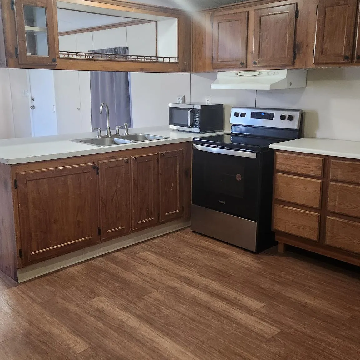 3 bed, $2,000 — Photo 3