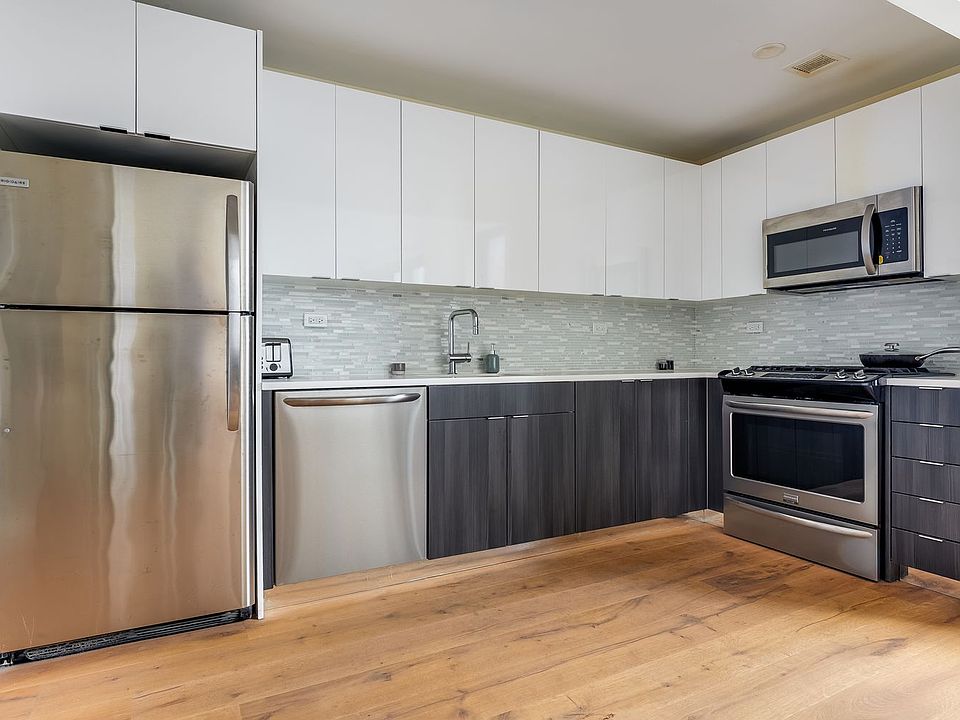 1st image of 25-21 43rd Ave #809