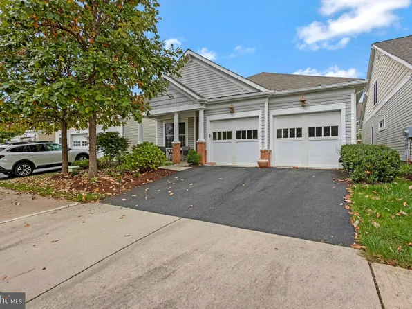 8967 Yellow Daisy Pl, Lorton, VA 22079