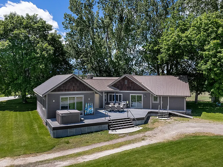 1815 Lower Valley Rd — Photo 4