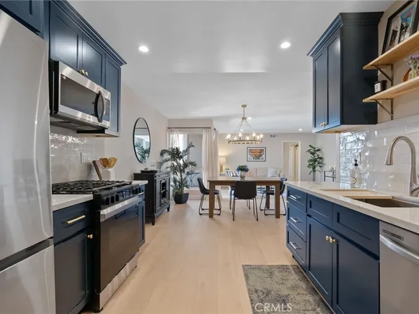 10707 Camarillo St APT 314, North Hollywood, CA 91602