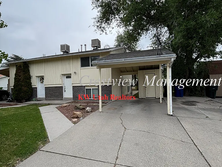 Tanner Duplex — Photo 1