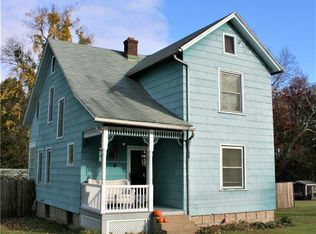 24 Thayer Ave, Collinsville, CT 06019