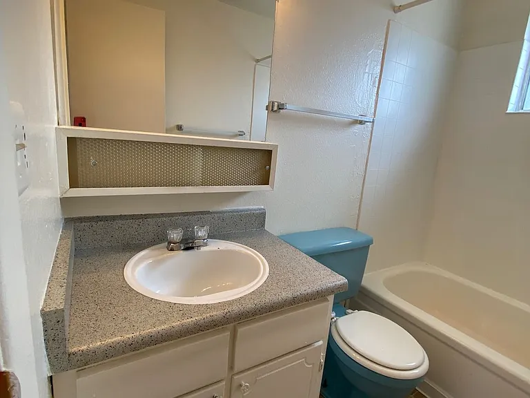 Garden Center Apt. 66 — Photo 14