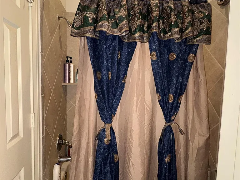 3606 Quiet Meadow Ct — Photo 22