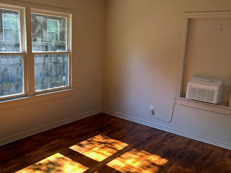 1221 S 26th St #1221 — Photo 7