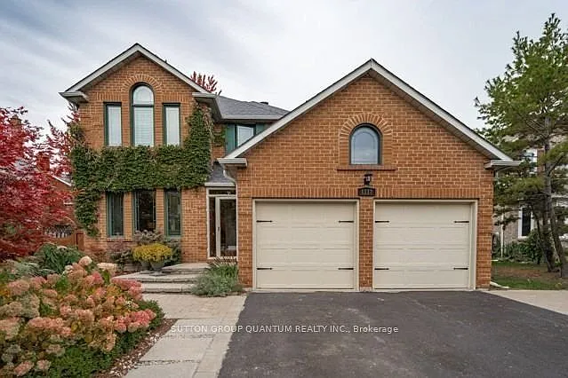 4 bed, $6,250 — Photo 1