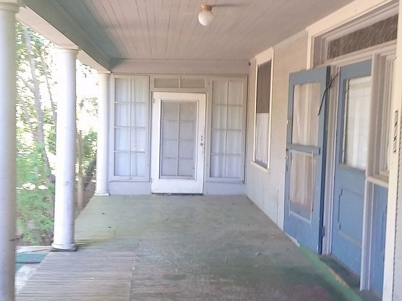 4th image of 1518 Broadway St Unit 100