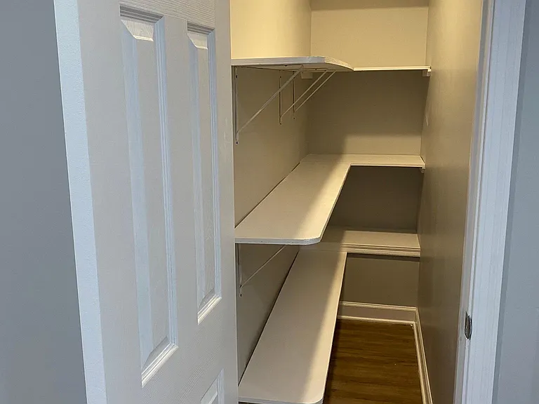 2742 S Millard Ave — Photo 9