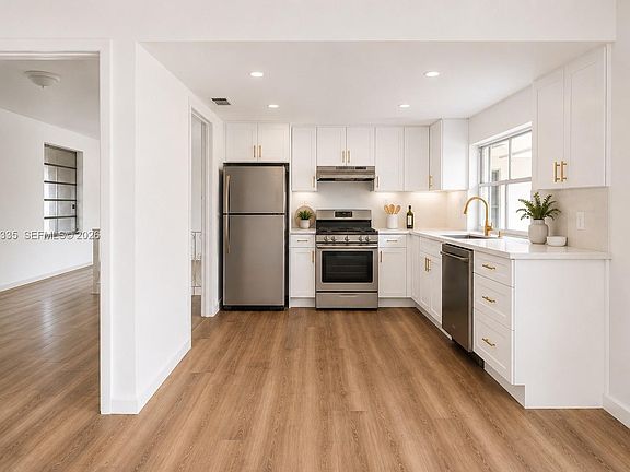 2nd image of 17355 NE 7th Ave