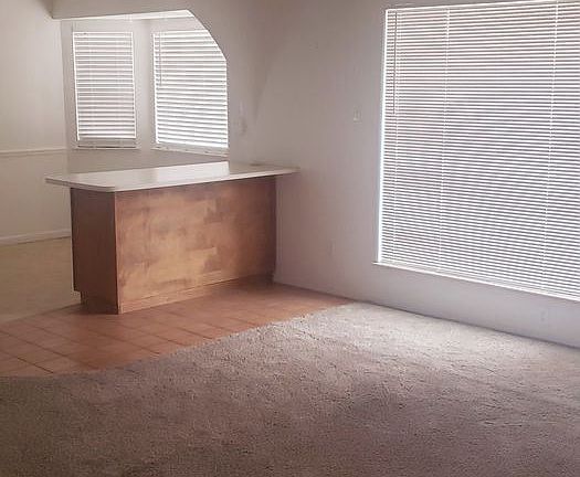 4th image of 5329 Revi Don Dr NE
