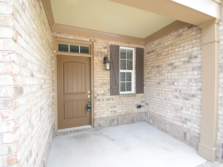 9620 Camberley Ave NW — Photo 4