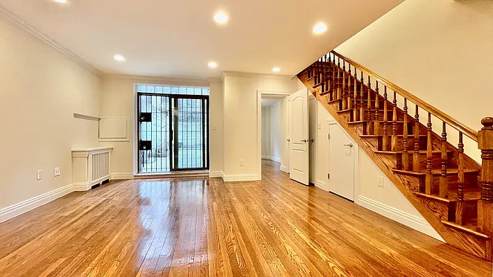 Rented by JK Dansar Corp | media 1