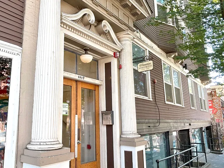 The Winston — Photo 18