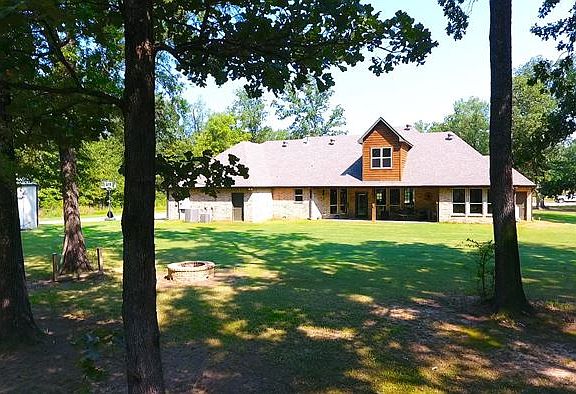 3rd image of 13 River Plantation